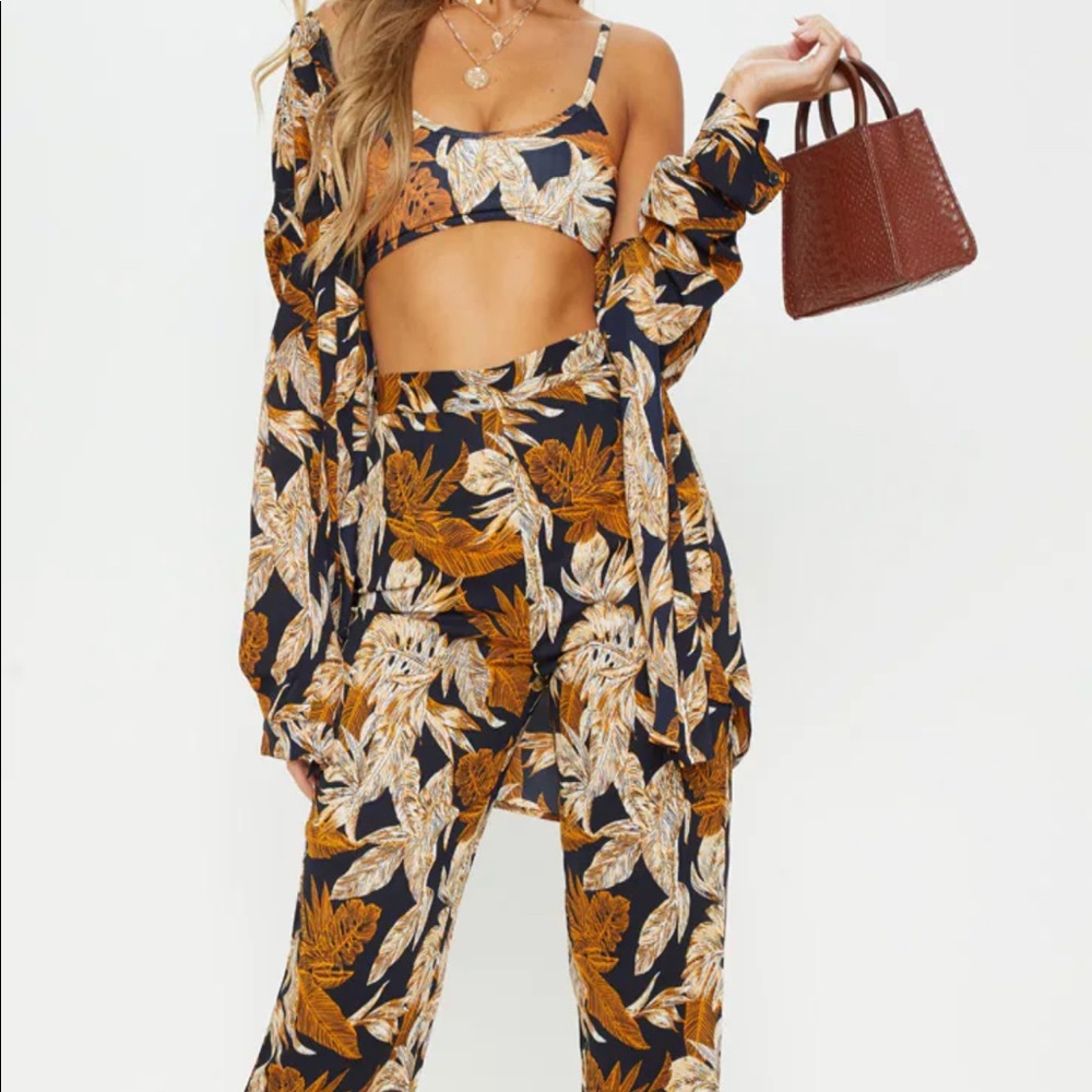 Black Palm Leaf Print Beach Flares PLT Set